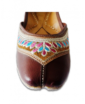 Brown Multicoloured Embroidered Casual Punjabi Jutti