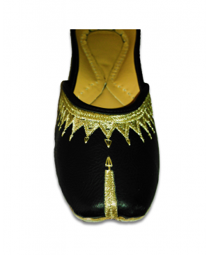 Black Golden Embroidered Casual Punjabi Jutti