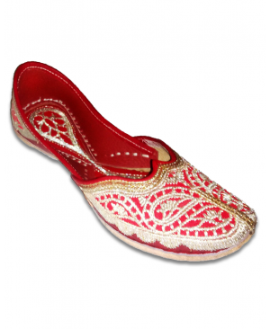 Red & Golden Embroidered Handcrafted Punjabi Jutti