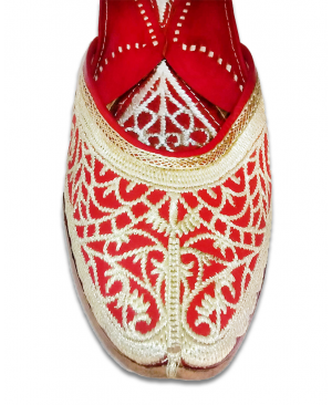 Red & Golden Bridal Embroidered Handcrafted Punjabi Jutti
